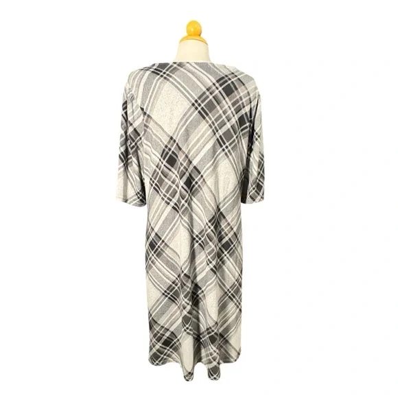 R&K Black and White Plaid Long Sleeve Dress - Picture 2 of 9